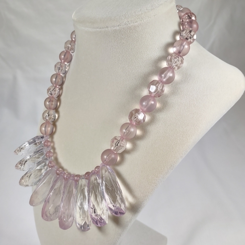 Vintage Unique Pastel Pink Clear And Frosted Lucite Statement Bib Necklace